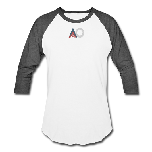 AO middle logo faded - white/charcoal